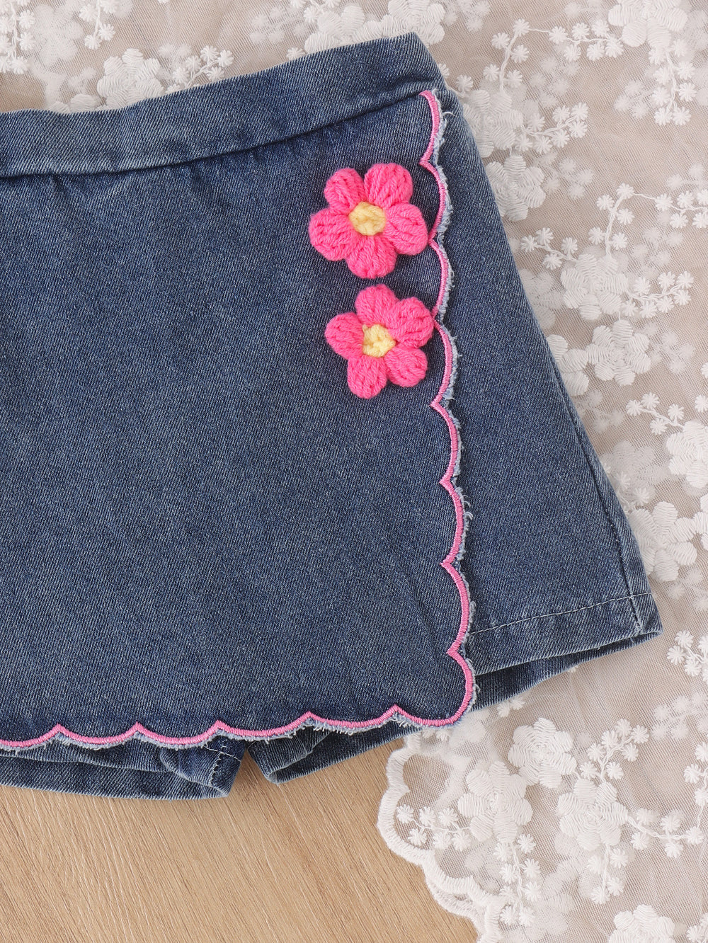 Kids clothing cross-border fashion children's clothing new arrival kids pink collar colorful vest + blue shorts