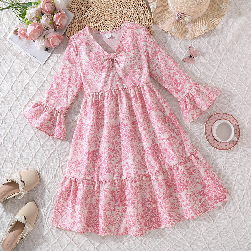 Amazon kids' spring/autumn  new arrivals: elegant floral print v-neck flared sleeve dress for girls (export quality)