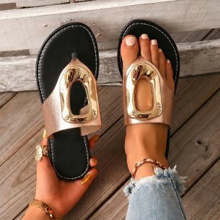 European and american plus size flat flip-flops for women,  summer new style, metal buckle solid color hollow-out beach sandals