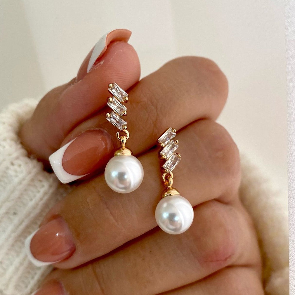 fashionretroaccessible luxury diamond-encrusted imitation pearl necklace and earrings suitstylisheasiest for matchsense of designelegant jewelry