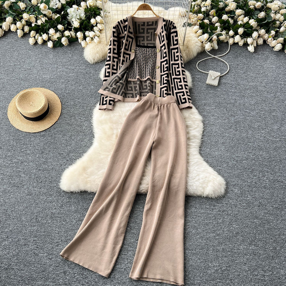 Xiaoxiangfengsuitfemale autumn winterfashion maze return pattern knittingcardiganoutwear with vest + pants
