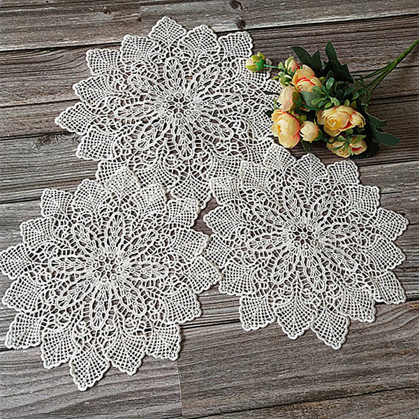 Liheng white lace embroidered table mat Korean water-soluble fabric coaster plate mat vase table lamp jewelry multi-purpose package