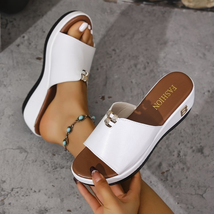 Plus size open toe summernew arrival sandals and slippers women's thick solefashion cross-border platform wedge heel slippers wholesale