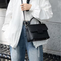 Top-grain leather women's shoulder bag, crossbody bag, minimalist and stylish. classic shell bag design for women, featuring two shoulder straps, large capacity, and soft leather