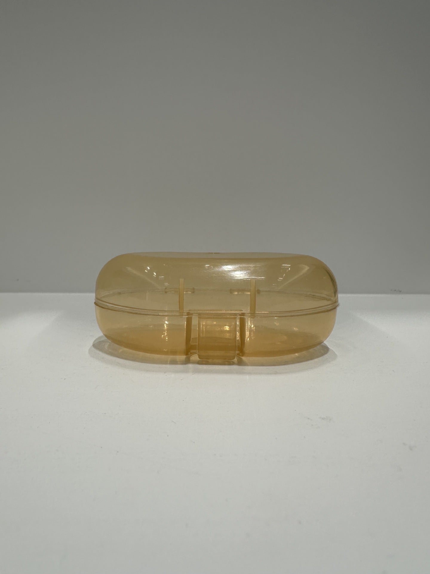 Factory straight hair baby finger toothbrush storage box, thumb toothbrush box, finger toothbrush PP box, storage box