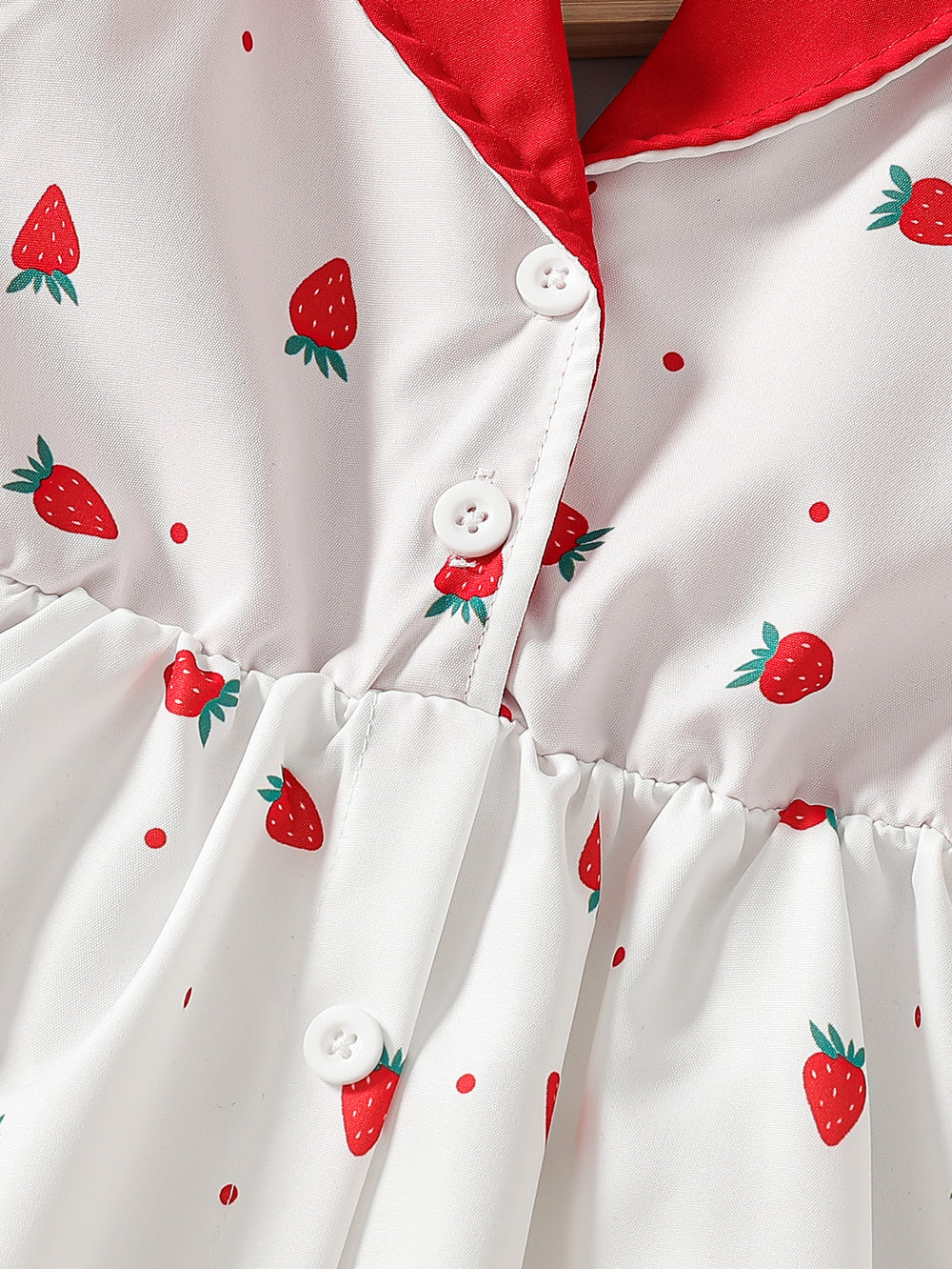 hot-selling  foreign trade princess dress: halter neck, strawberry print dress