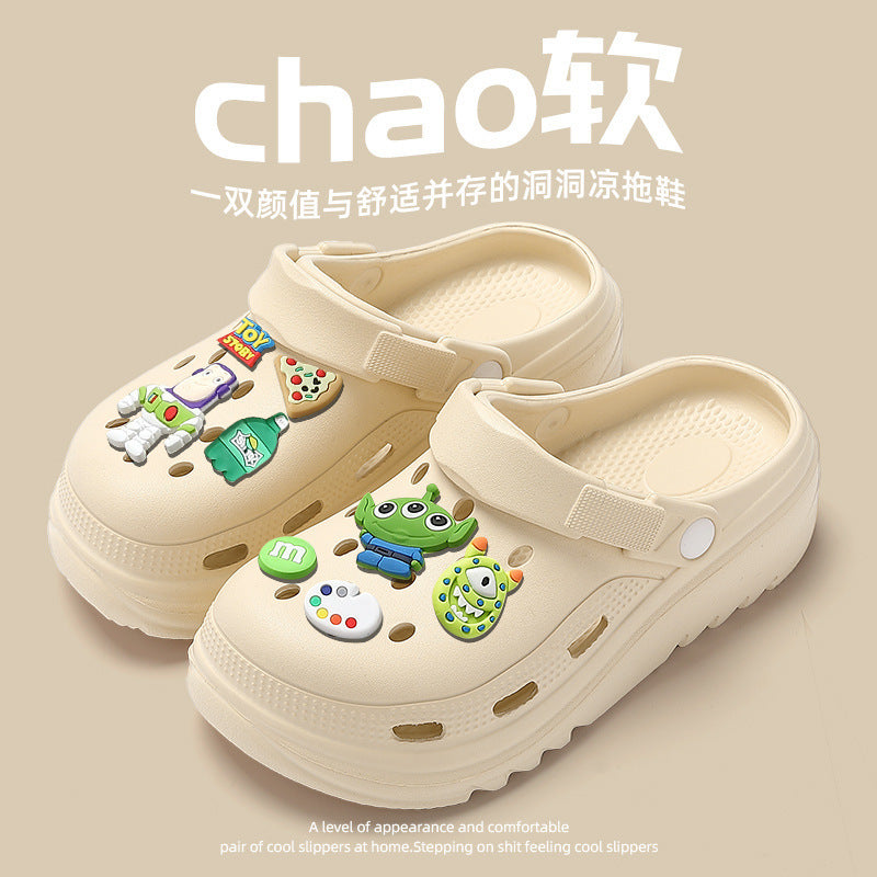 Thick sole summer clogs for women summer outwear non-slip sandals and slippers for stepping on shit summer new arrival sandals and slippers wholesale