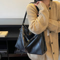 Retro tote bag women's large capacity 2025 new autumn and winter casual shoulder crossbody bag multifunctional backpack