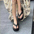 Women's flip-flops: chunky platform, 2025 new summer collection, trendy beach sandals, non-slip & odor-resistant
