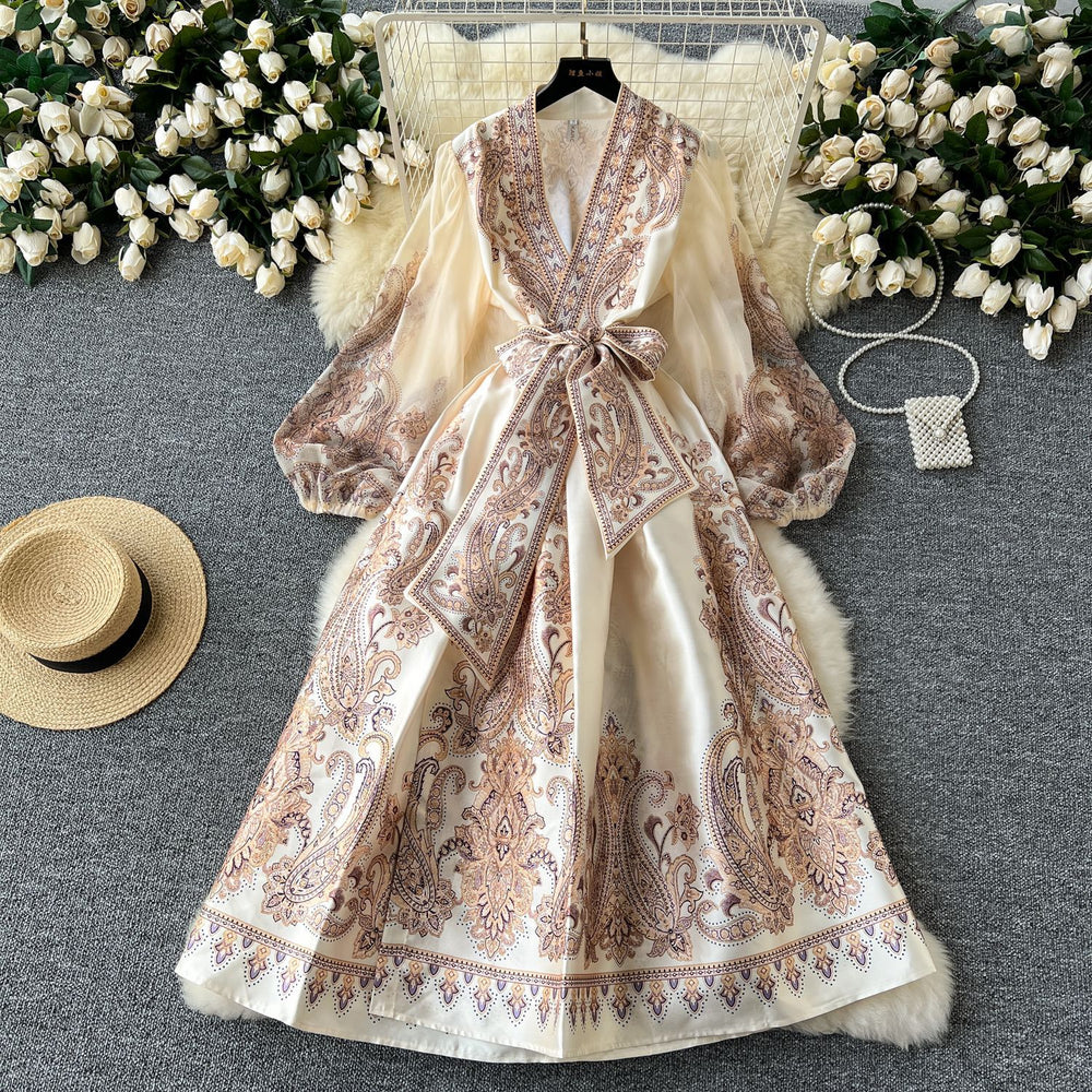 High-end evening gown for socialites: a chic, one-piece dress with cinched waist and tie detail – perfect for parties and everyday wear