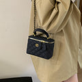 New quilted handbag - 2025 autumn collection: chic, versatile, and understated. a luxurious and unique small square bag for women, inspired by chanel, perfect for everyday commuting