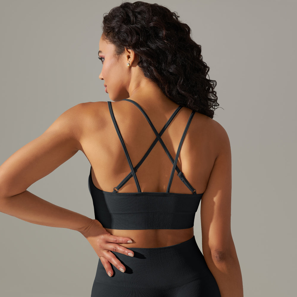 New seamless knit yoga set: high-waisted, butt-lifting leggings with a beautiful back design – perfect for peach-hued girls, running, and fitness