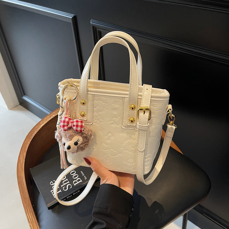Foreign trade is popular this year, small bags for women 2025 new versatile bucket bags, Korean version commuter shoulder messenger handbag