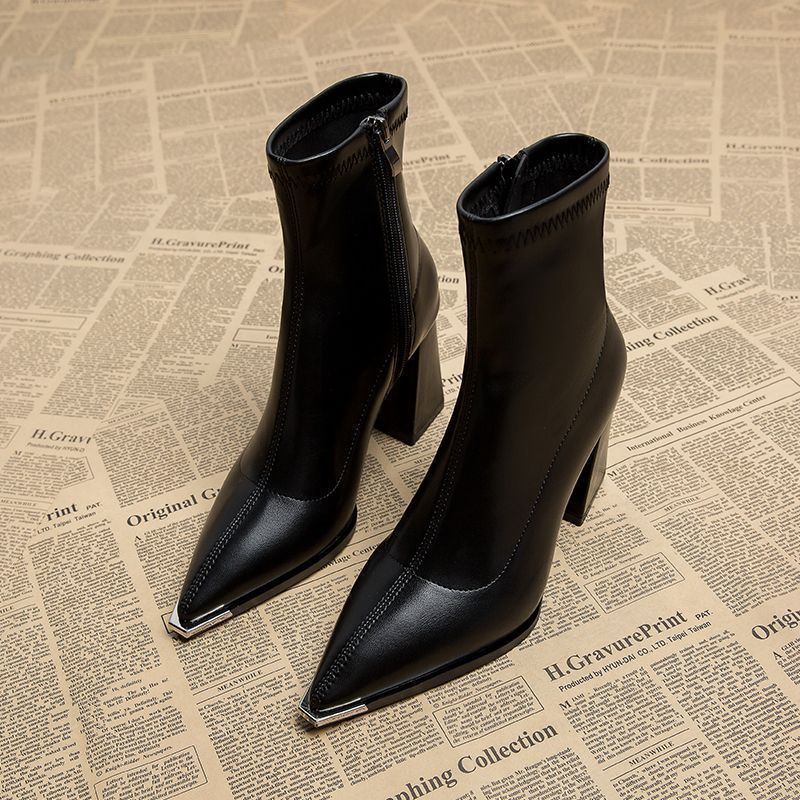 French chic comfortable versatile martin boots - new autumn/winter 2025 collection - unique design pointed toe ankle boots for women