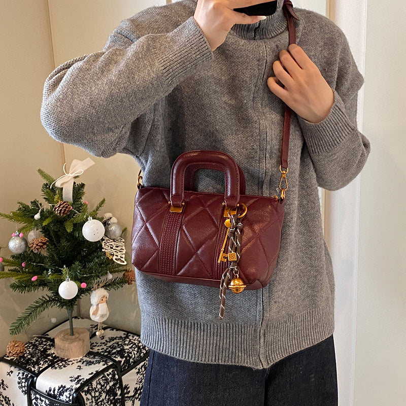 Retro handbag bag 2025 new fashion shoulder bag messenger bag women's bag fashion trend small square bag