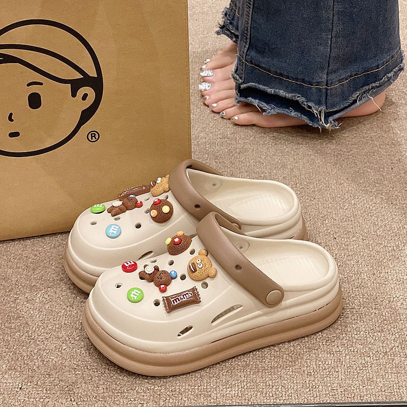 2025 summer new collection: closed-toe slides - trendy, platform, thick-soled, non-slip, wear-resistant clogs & sandals for outdoor wear