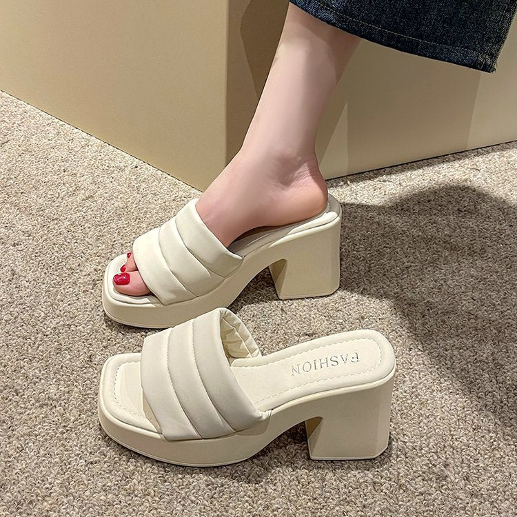 Muffin thick-soled cool slippers women's outer wear 2023 summer new fashion niche women's shoes design sense beach one-word drag