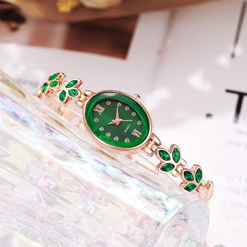 2025 hot-selling cloverleaf watch for women: fashionable quartz watch, trendy and versatile, wholesale and dropshipping available directly from the manufacturer