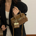 High-end minimalist small bag for women, new 2025 autumn/winter collection, versatile crossbody bag, fashionable casual handbag