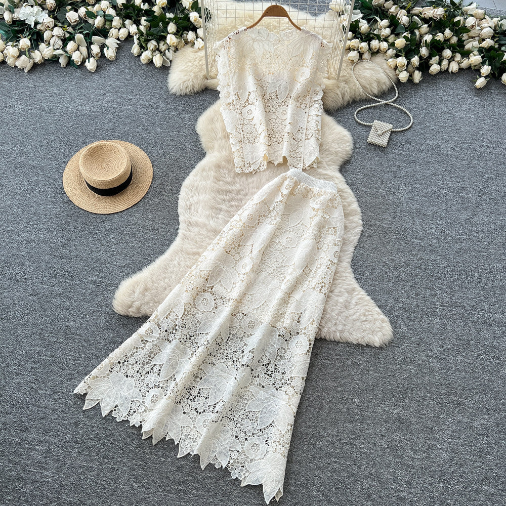 Elegant, age-defying, and perfect for the office: a white lace two-piece set for women. this summer's must-have features a figure-flattering, high-waisted design that exudes sophistication and grace