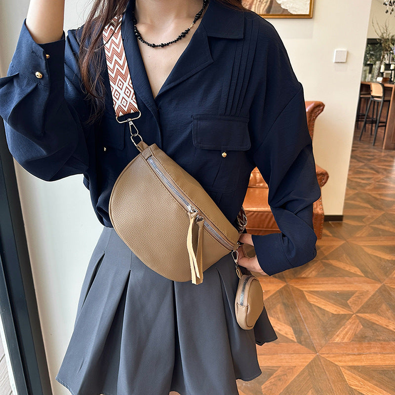 Foreign trade niche design women's breast bag 2024 new PU texture shoulder messenger bag solid color simple fashion fanny pack
