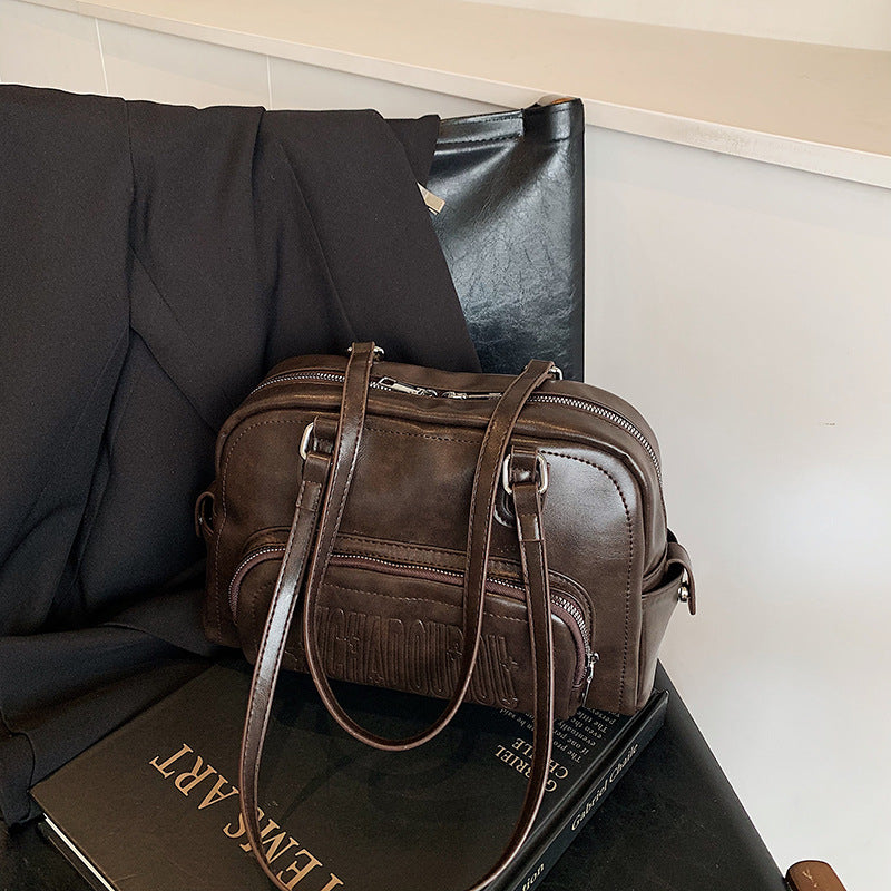 2025 new fashion trend light retro baseball bag women's shoulder handbag large capacity