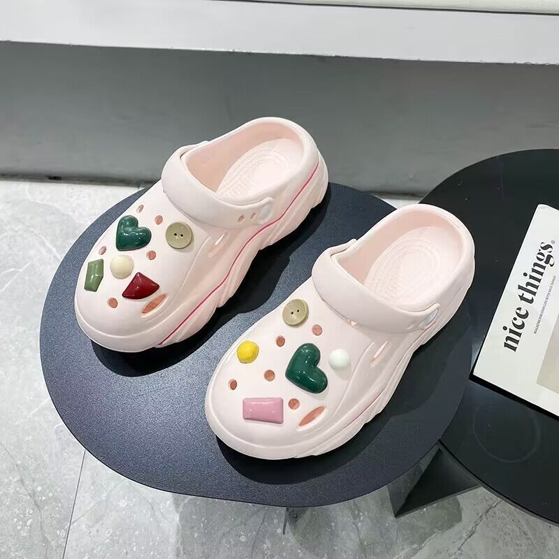 2024new arrival shit-stepping clogs for women outwearsummercutepopularthick sole nurse beach two-wear toe-cap slippers