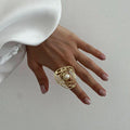 Wholesale statement rings: new cross-border e-commerce jewelry - unique irregular zinc alloy women's flower rings