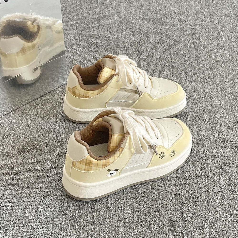 2026 new spring/autumn korean style casual sneakers - factory direct thick-soled white shoes - women's versatile bread shoes for wholesale