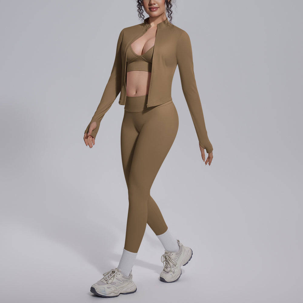 New seamless solid color high-stretch activewear set: includes a breathable, figure-hugging top, bottoms, and bra – perfect for running, fitness, and yoga
