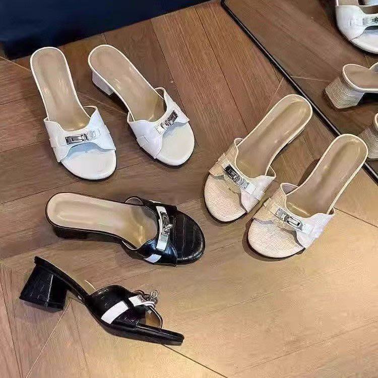 2025 spring/summer premium crocodile-embossed white heeled mules - women's open-toe sandals with small gold buckle and chunky stiletto heel