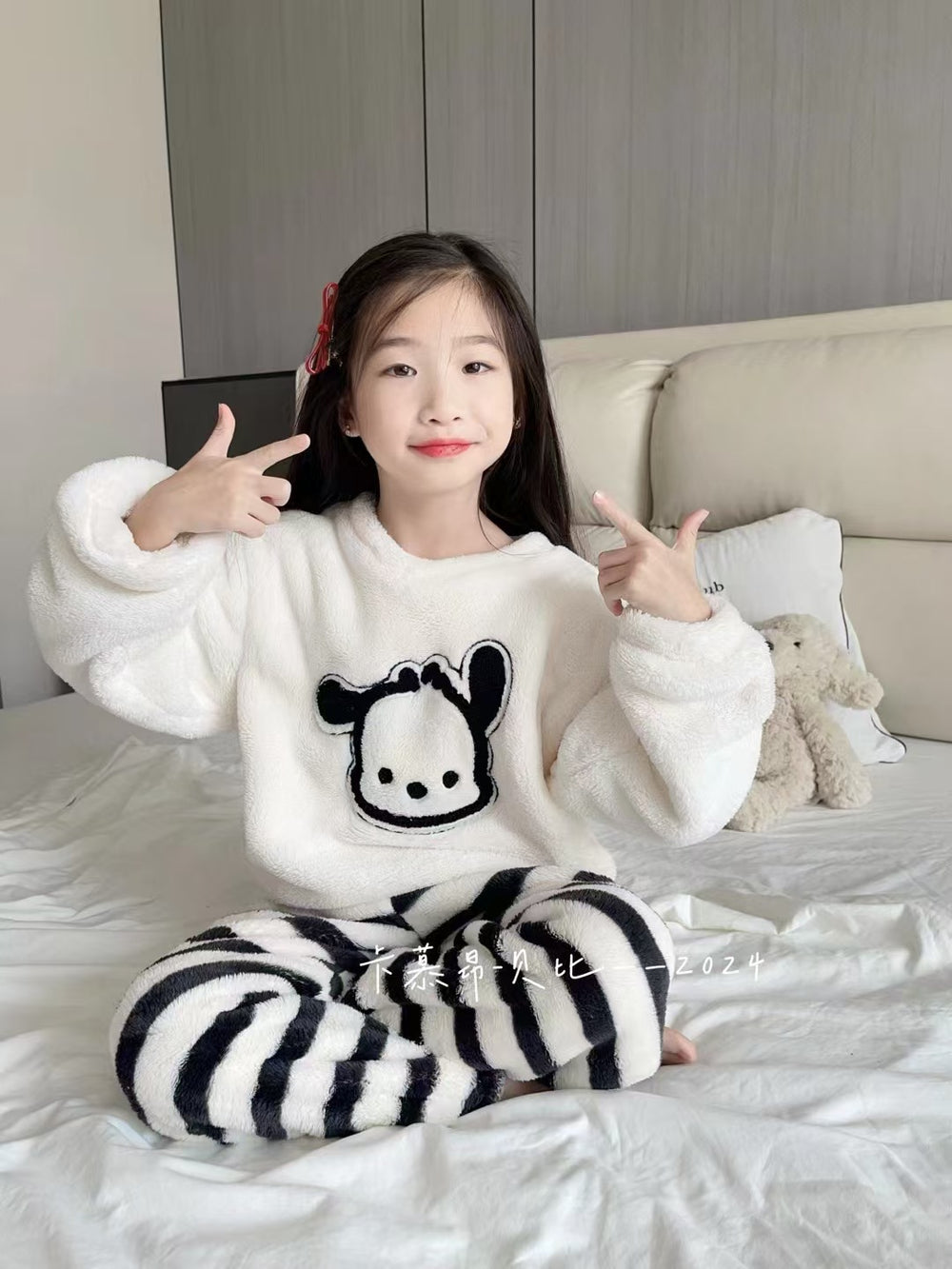 Children's fall and winterthickenedheattech velvet pajamas set for girls sweet baby boyfleece-lined