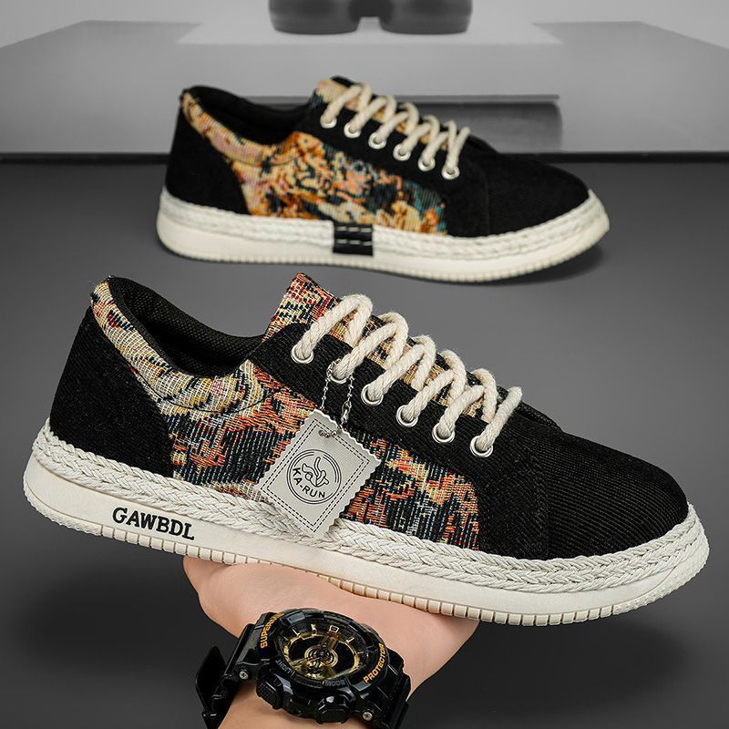 Men's shoes 2025 new spring breathable anti-odor skate shoes men's canvas shoes lightweight comfortable soft sole low-top casual shoes