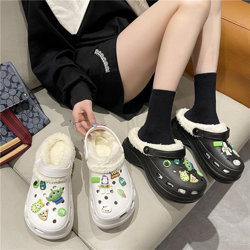 Croc shoes winterfleece-lined women's cotton slippers thick soleeasiest for matchnon-slip student dormitory heattechoutwearcouplecute slippers
