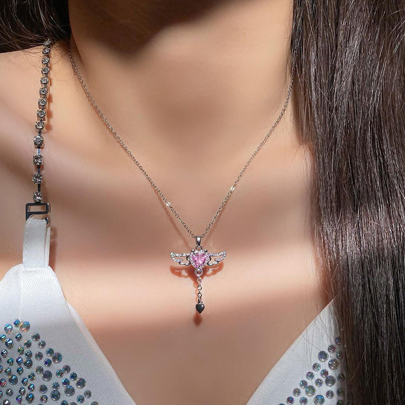 European and american cross-border fresh & sweet alloy angel wing heart pendant necklace - light luxury, niche, everyday versatile jewelry
