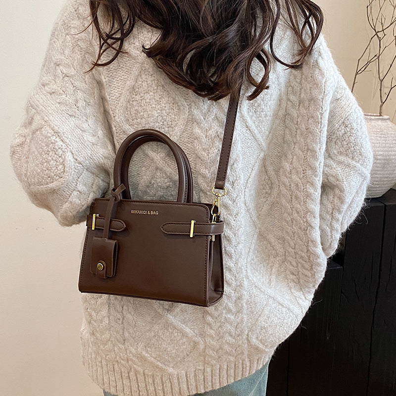 Simple handbag retro oblique span bag commuter bag women's shoulder bag fashion light luxury tote bag