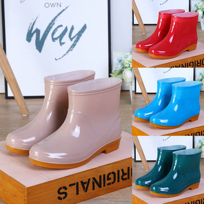 Wholesale women's safety short boots: low-cut, waterproof, non-slip rain boots for kitchen work, thickened and warm rain boots for adults