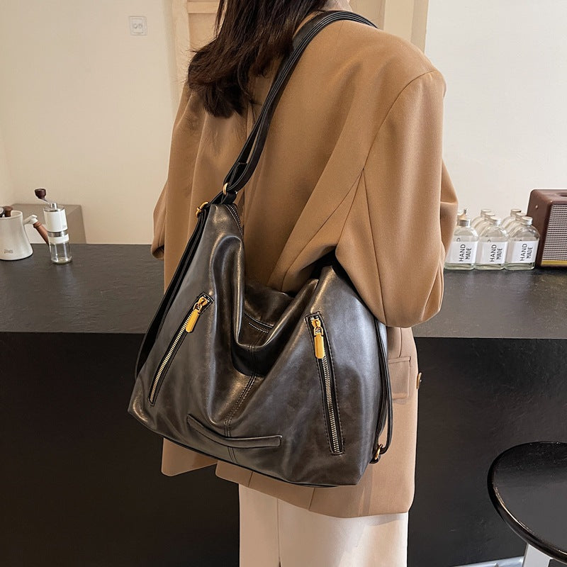 New Pillow Women's Bag Large Capacity Women's Handheld Shoulder Bag Fashion Trend Tote Bag Soft Leather
