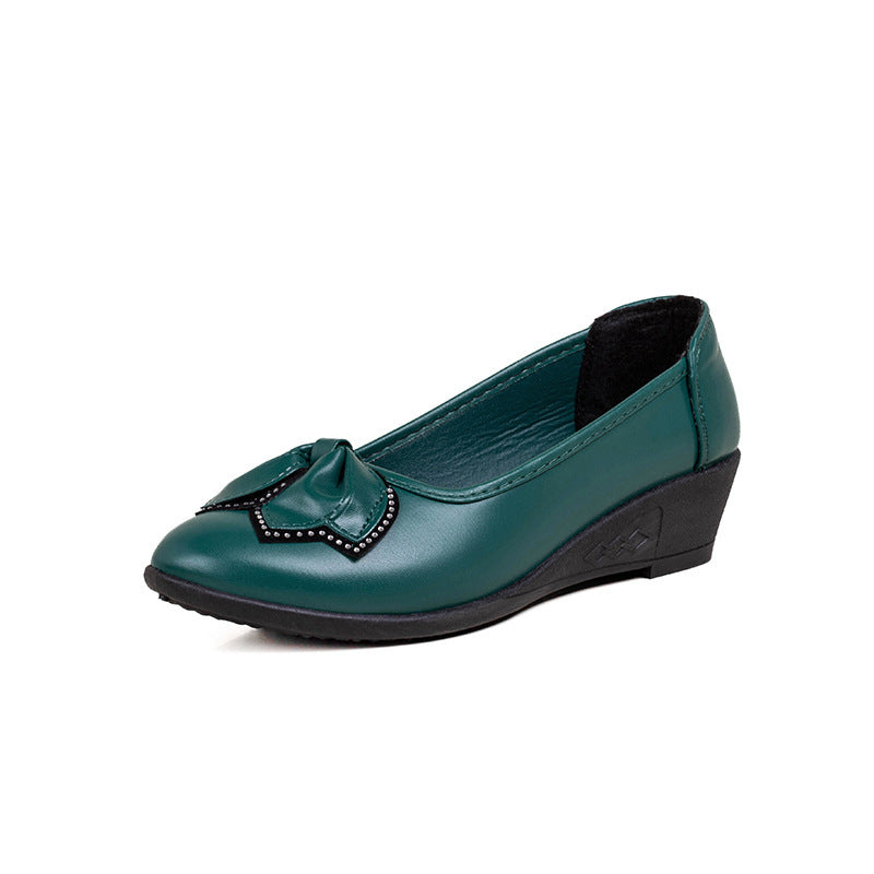 Autumn shoes in stock, low-top pure color round toe daily loafers, live broadcast, mother's shoes, cross-border foreign trade soft leather shoes
