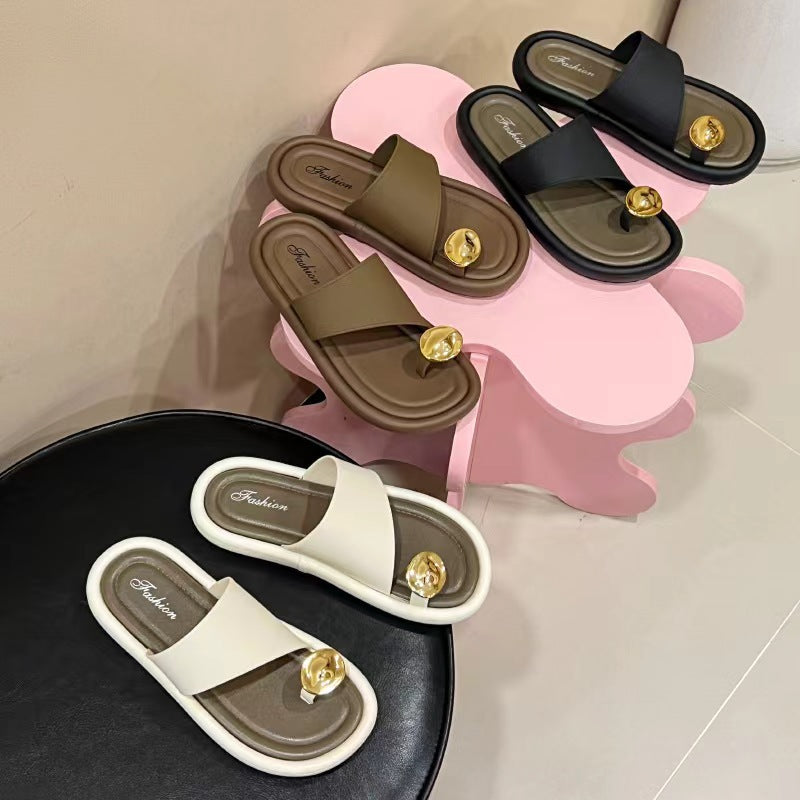Women's thong sandals - new summer collection: versatile roman style, beach-friendly, casual flat sandals with soft soles, perfect for everyday wear