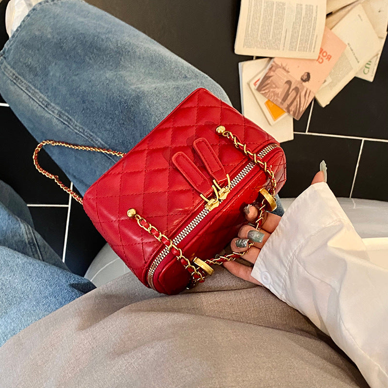 New Xiaoxiangfeng diamond grid trendy chain box bag mini portable small square bag fashionable versatile single shoulder messenger bag women