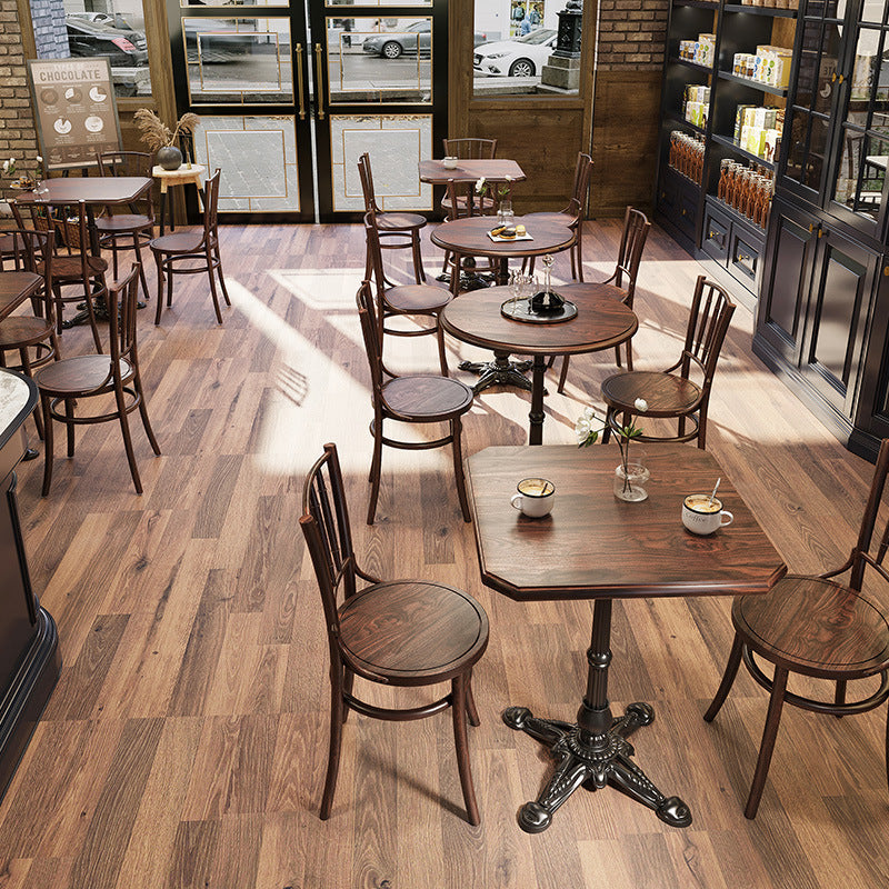 American retro solid wood square table and chair set - ideal for cafes, bubble tea shops, dessert parlors, western restaurants, and cocktail bars - commercial grade table