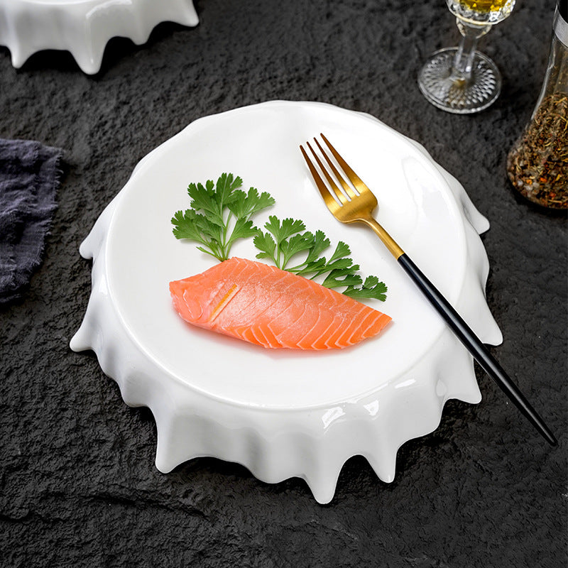 Creative irregular high round table plate white minimalist molecular gastronomy kitchen tableware round serving plate dessert sushi plate