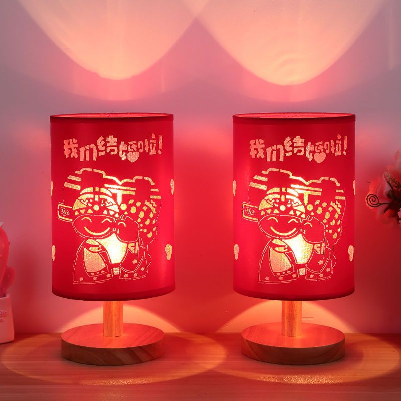 Warm and romantic wedding room wedding bedside night light bedroom table lamp simple modern breastfeeding wedding gift everbright lamp
