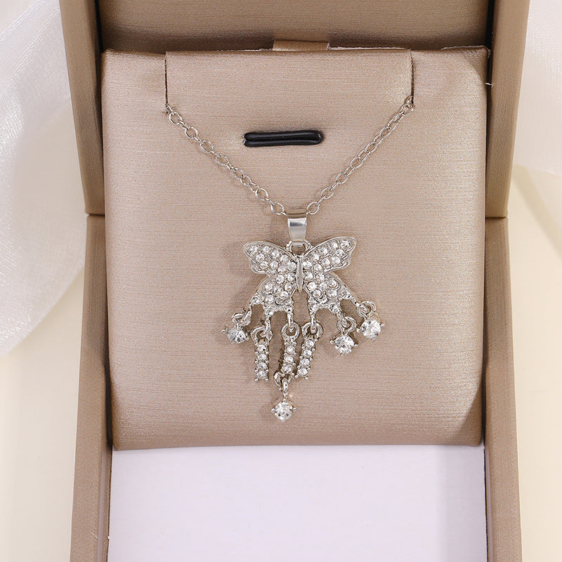 Wholesale unique necklace designs: european & american cross-border autumn/winter jewelry, women's diamond-accented light luxury korean-style ins sweater necklace