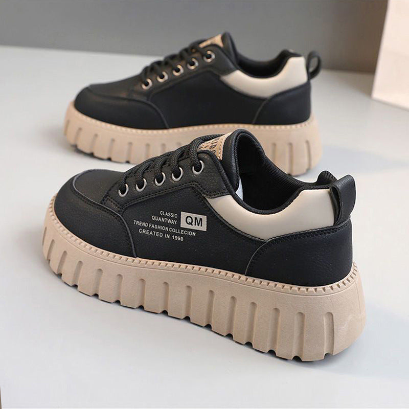 Spring soft sole sneakers women 2025 new versatile ins trendy skate shoes thick sole height increasing fashion casual trendy shoes