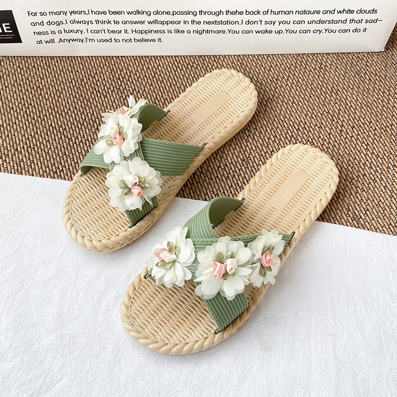 Women's summer sandals & slippers - 2024 new flat sandals with floral design - korean style fashion, trendy student beach shoes, ins style
