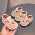 Autumn new baby flats 0-1-2 years soft sole first walker shoes girls princess style squeaky shoes outdoor baby shoes