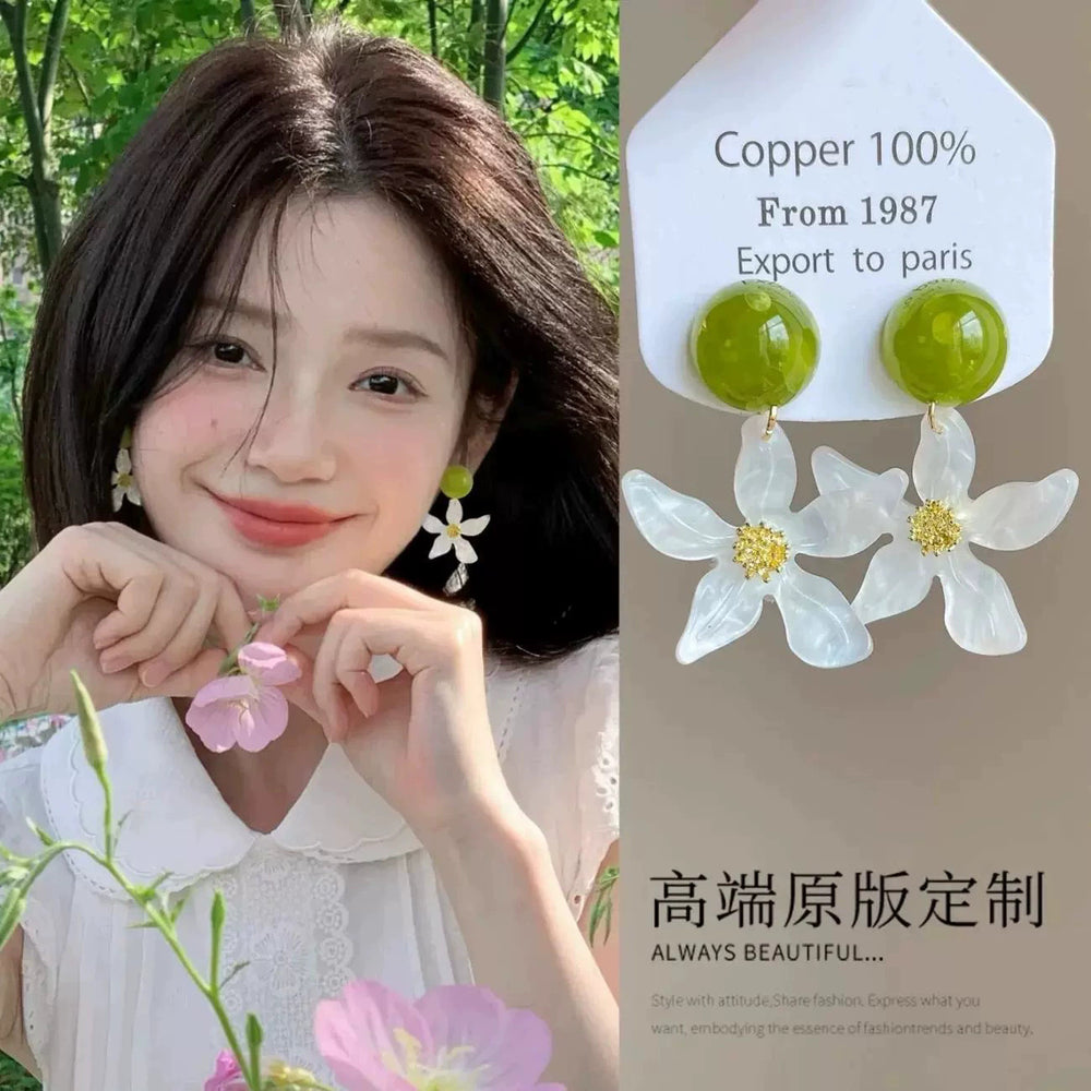 Tiktok viral: ultra-sparkling zircon earrings - women's luxury, unique, high-end hoop earrings. chic, sweet & edgy, influencer-approved, exquisite clip-on earrings