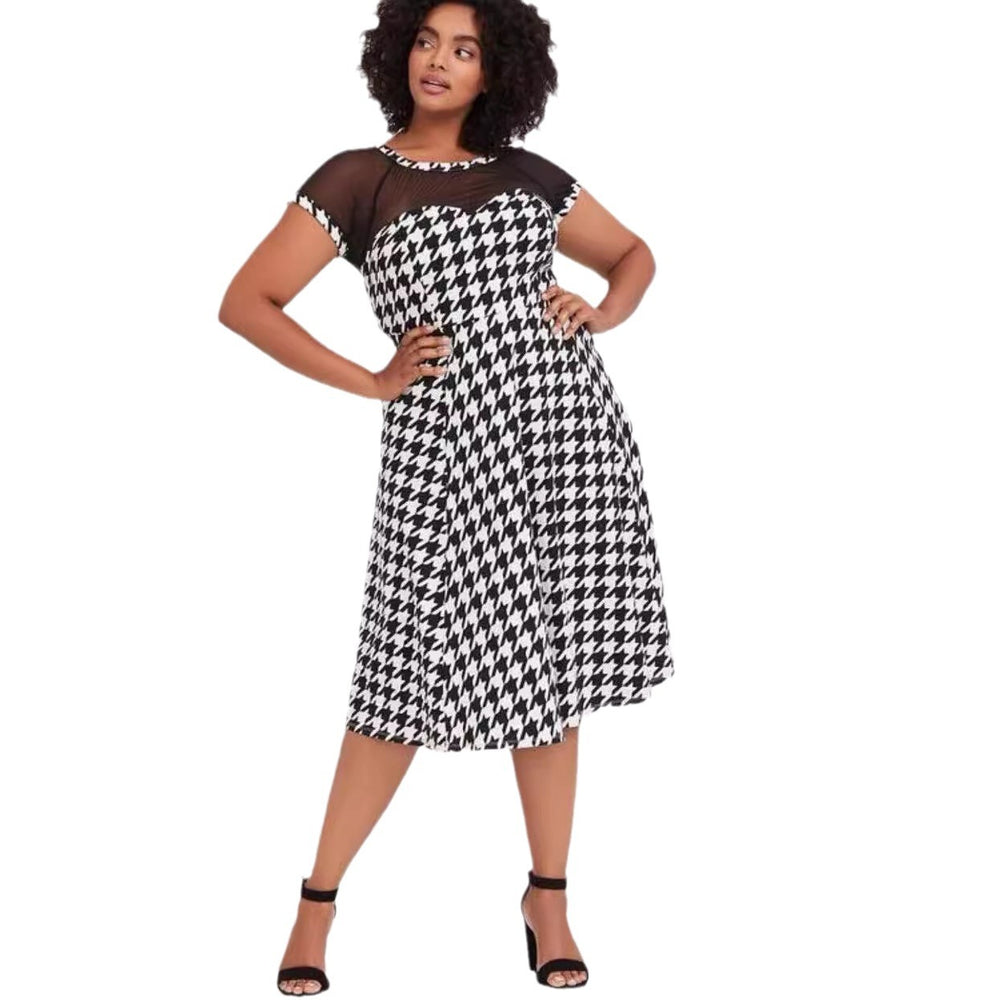 European and american cross-border women's fashion:  autumn new arrival - round neck, short sleeve, see-through panel, houndstooth black and white print dress